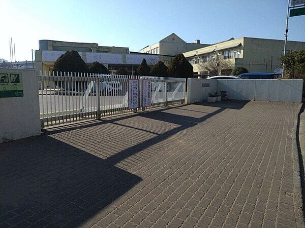 八千代市立萱田中学校