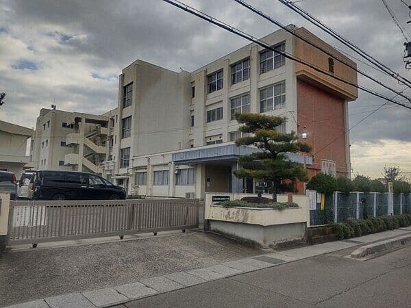 北名古屋市立師勝東小学校