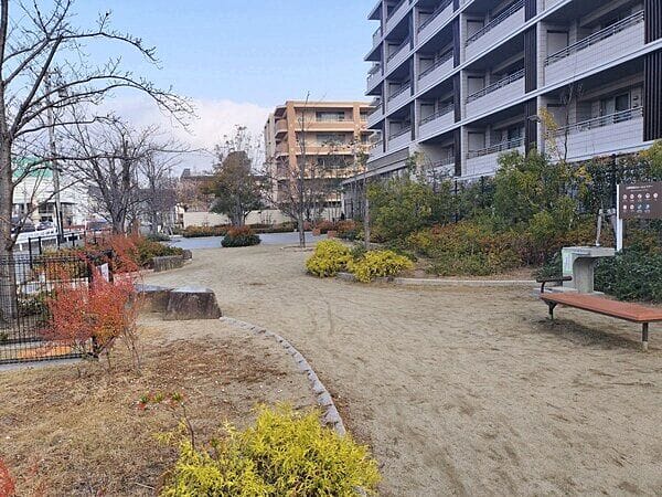 丸橋南公園まで約471m