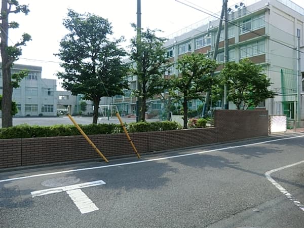 江戸川区立松江第二中学校