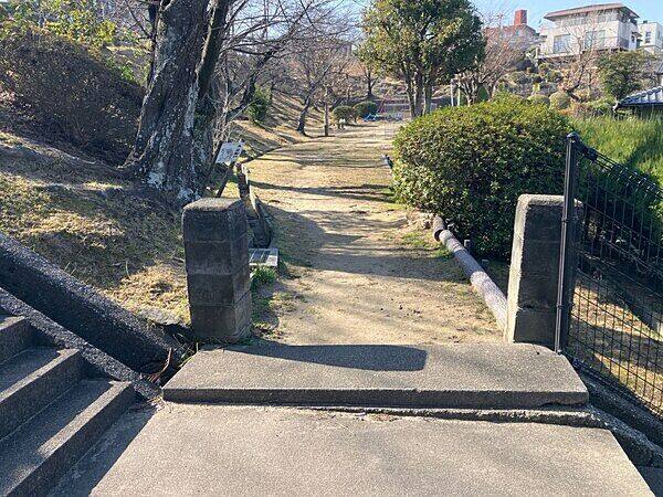 さつき丘北公園まで約1362m