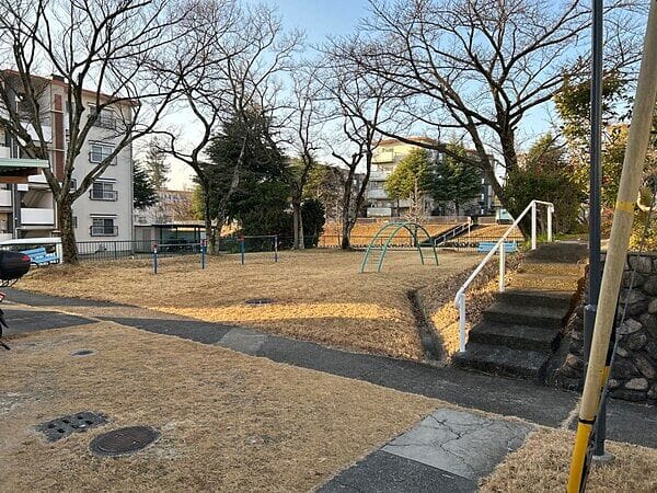 香里団地西地区公園まで約1357m