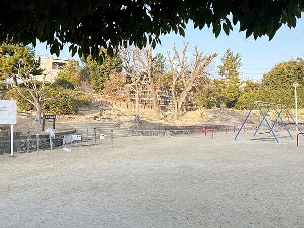 蹉跎山公園まで約1197m
