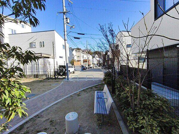 神園北公園まで約1137m
〒662-0027 兵庫県西宮市神園町１５