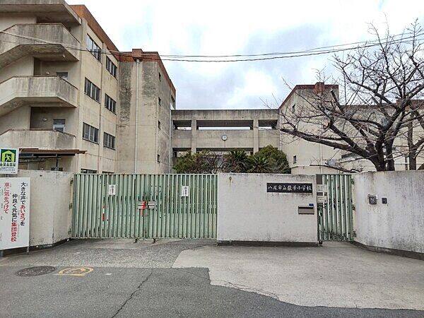 八尾市立龍華小学校