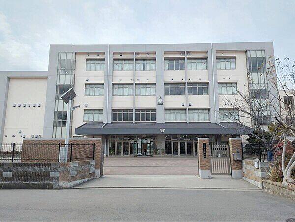 八尾市立大正中学校