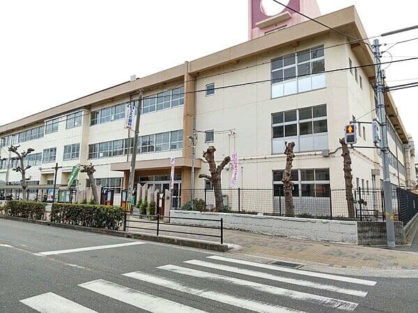 八尾市立安中小学校