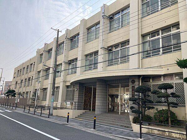 大阪市立香簑小学校