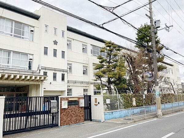 寝屋川市立神田小学校