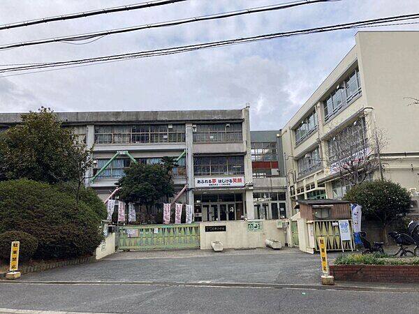 寝屋川市立三井小学校