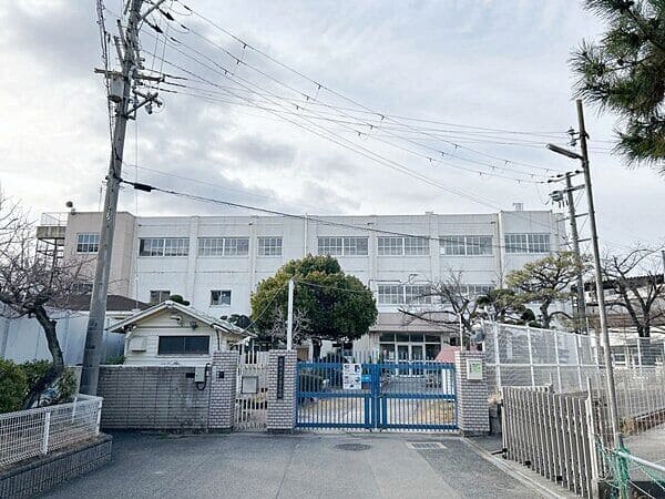 寝屋川市立北小学校