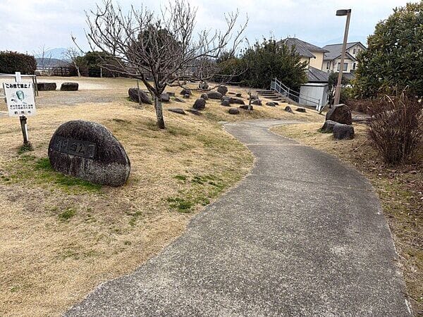 南風西公園まで約627m
