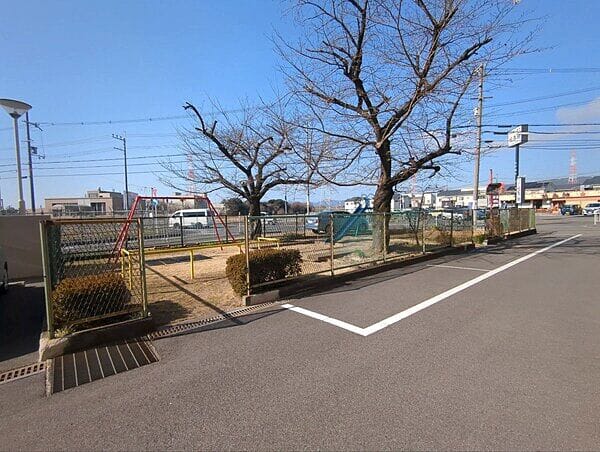 小規模公園71まで約1072m