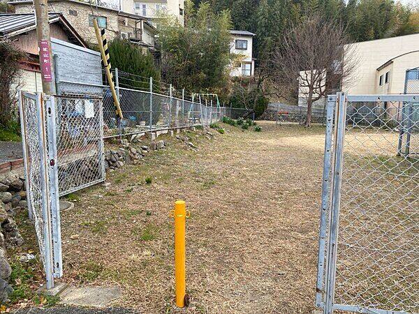 城山第3公園まで約82m