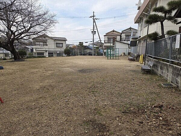 ちびっこ広場1まで約756m