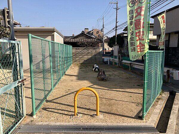 ちびっこ広場180まで約279m