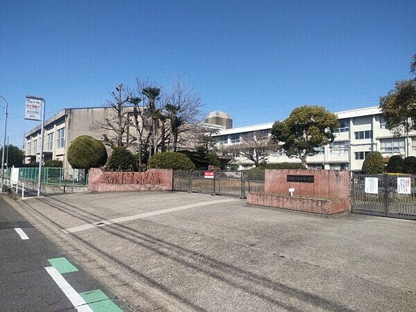 尾張旭市立渋川小学校