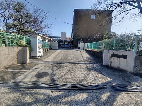 尾張旭市立瑞鳳小学校まで約1051m