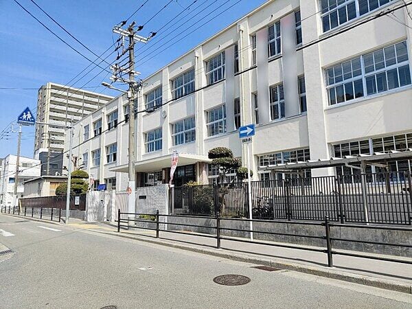 大阪市立今津中学校まで約769m