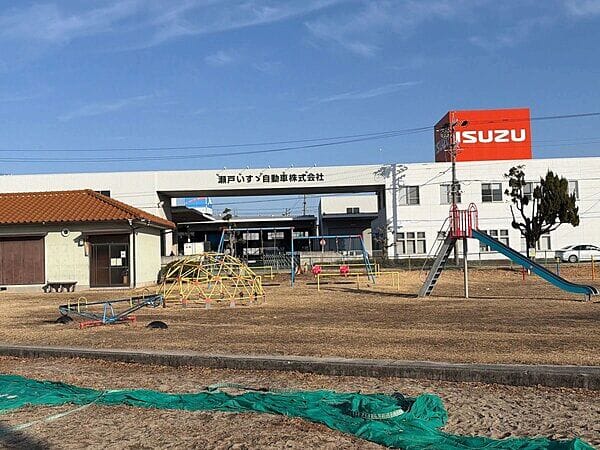川西公園まで約976m