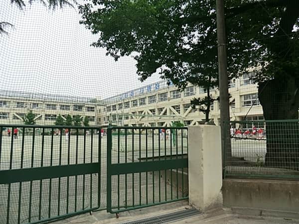 世田谷区立明正小学校