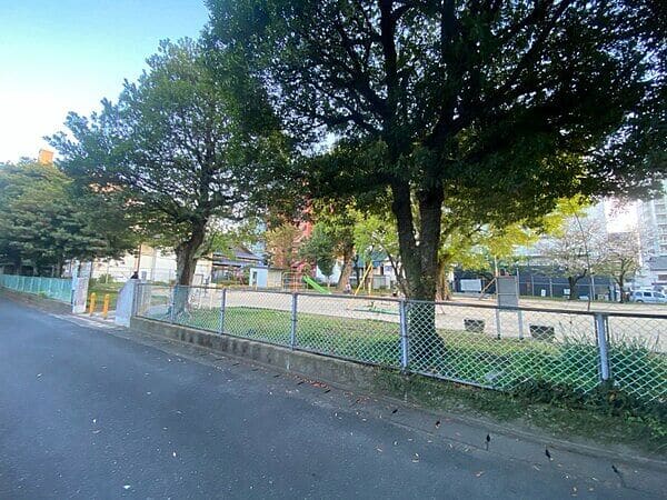 蛍川公園まで約1410m