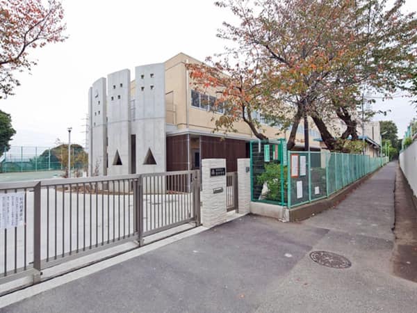 世田谷区立砧中学校