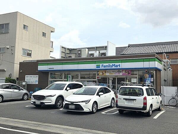 ファミリーマート瑞穂亀城町店まで約402m