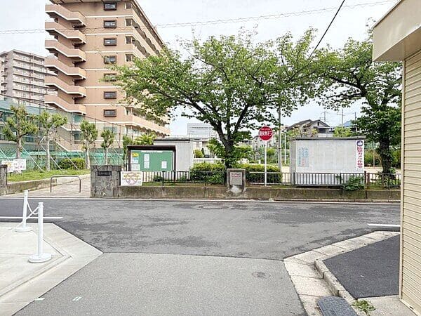 北池の端公園まで約310m