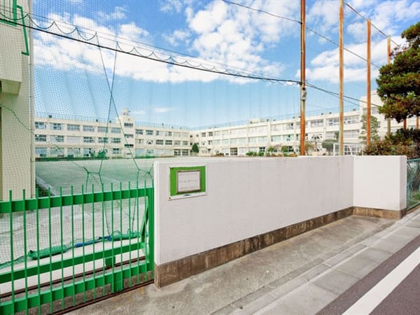 世田谷区立松沢中学校