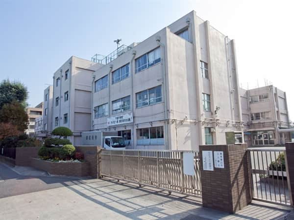 世田谷区立千歳中学校