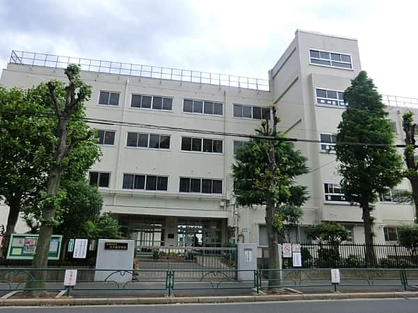 世田谷区立太子堂中学校