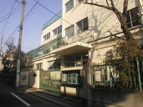 品川区立上神明小学校