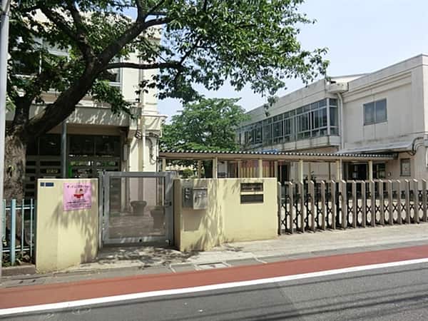 品川区立浜川小学校