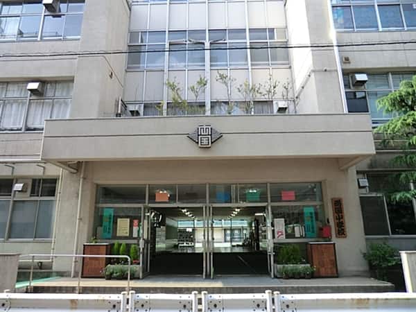 墨田区立両国小学校