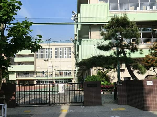 墨田区立緑小学校