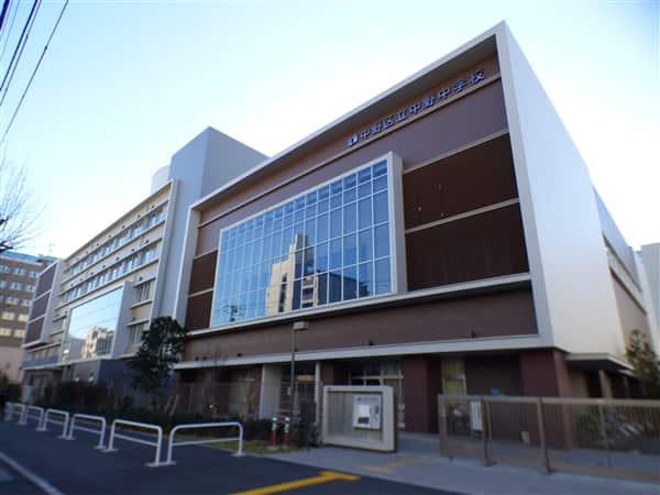 中野区立中野中学校