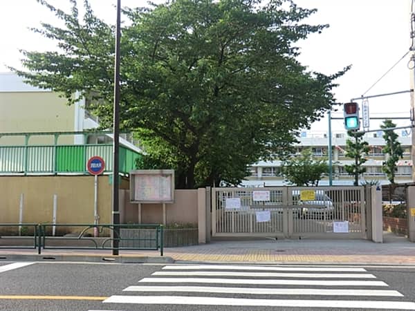 葛飾区立道上小学校