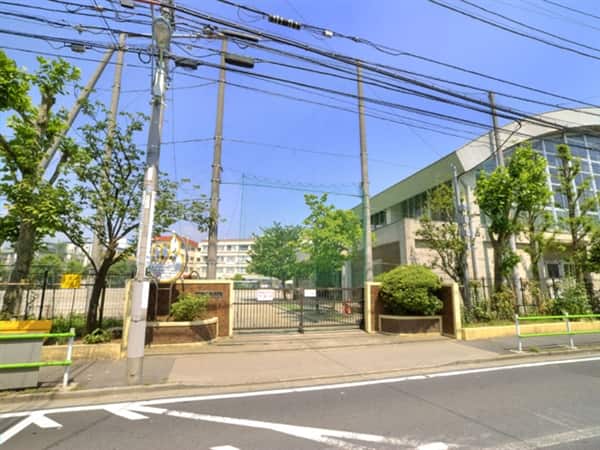 葛飾区立小松中学校