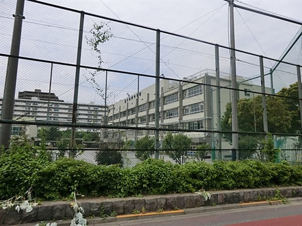 江東区立大島西中学校