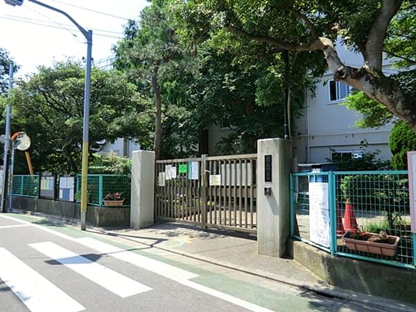 杉並区立永福小学校