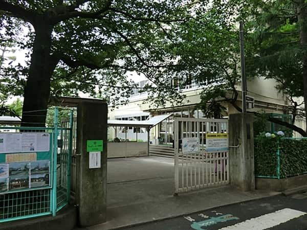 杉並区立済美小学校