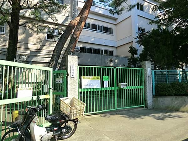 杉並区立大宮小学校