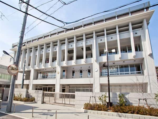 北区立明桜中学校