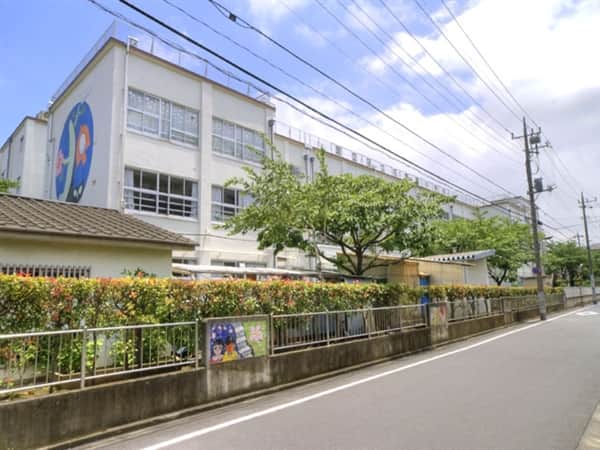 足立区立花畑西小学校