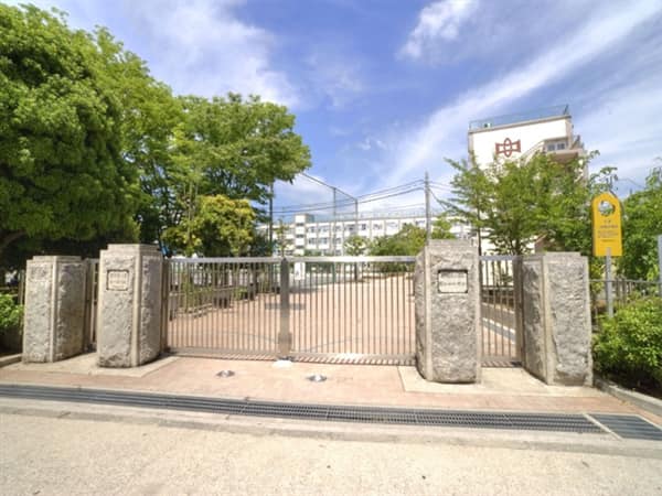 足立区立第十四中学校