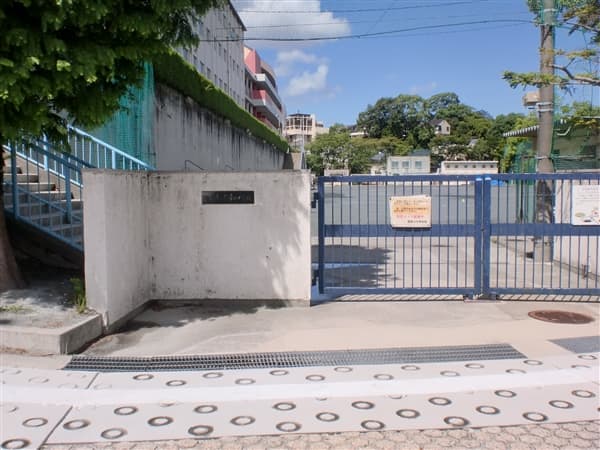 名古屋市立御幸山中学校