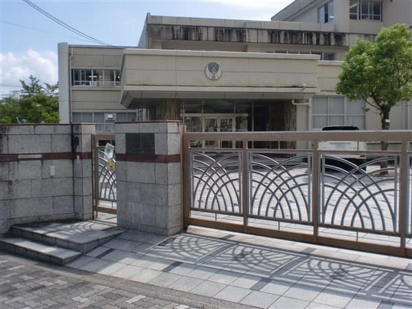 名古屋市立自由ケ丘小学校