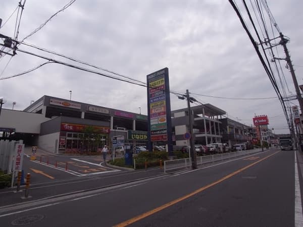 アクロスプラザ東神奈川まで約821m