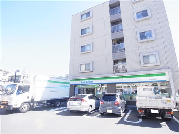 ファミリーマート大田中馬込店まで約1017m